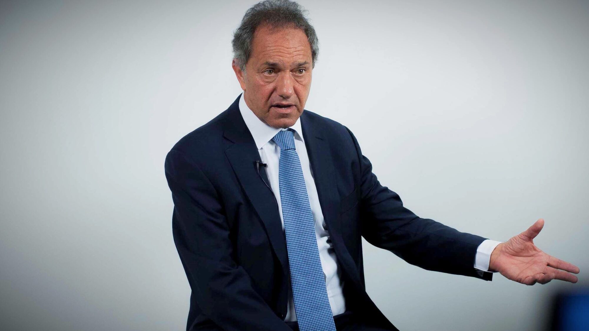 Scioli pidió “salir de la política de la especulación” para “enfocar todo a la producción y al trabajo”