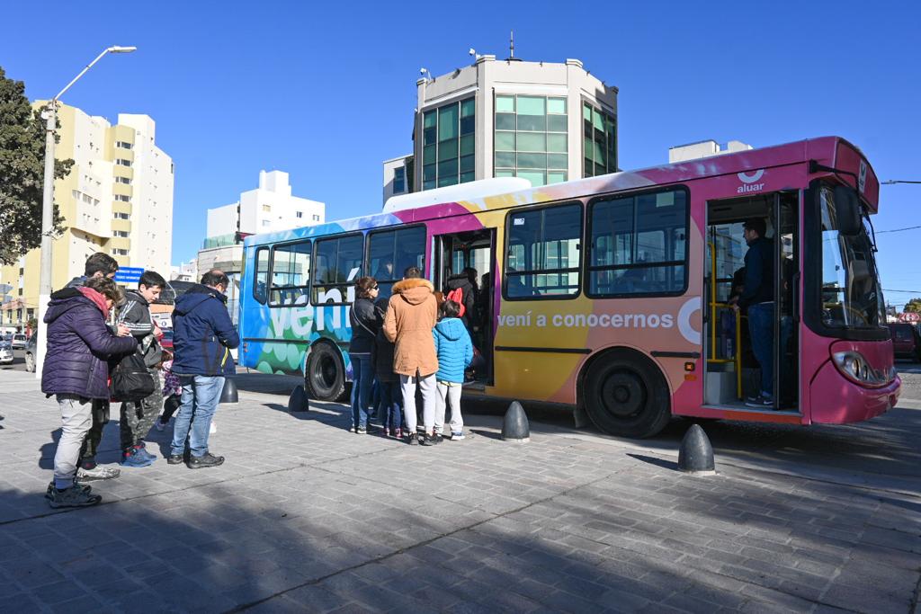 La visitas guiadas a la empresa Aluar comenzaron con cupos completos