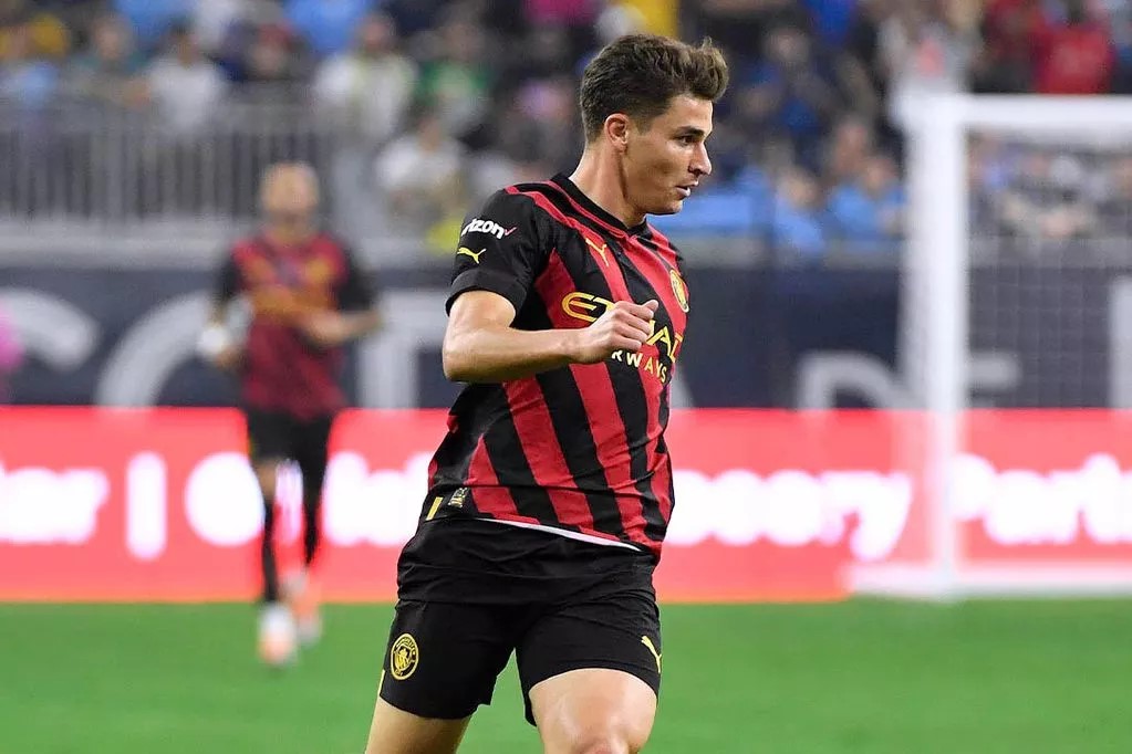 Julián Álvarez tras su debut en el Manchester City: “Estoy muy contento con la oportunidad, no sabía que iba a jugar de titular”