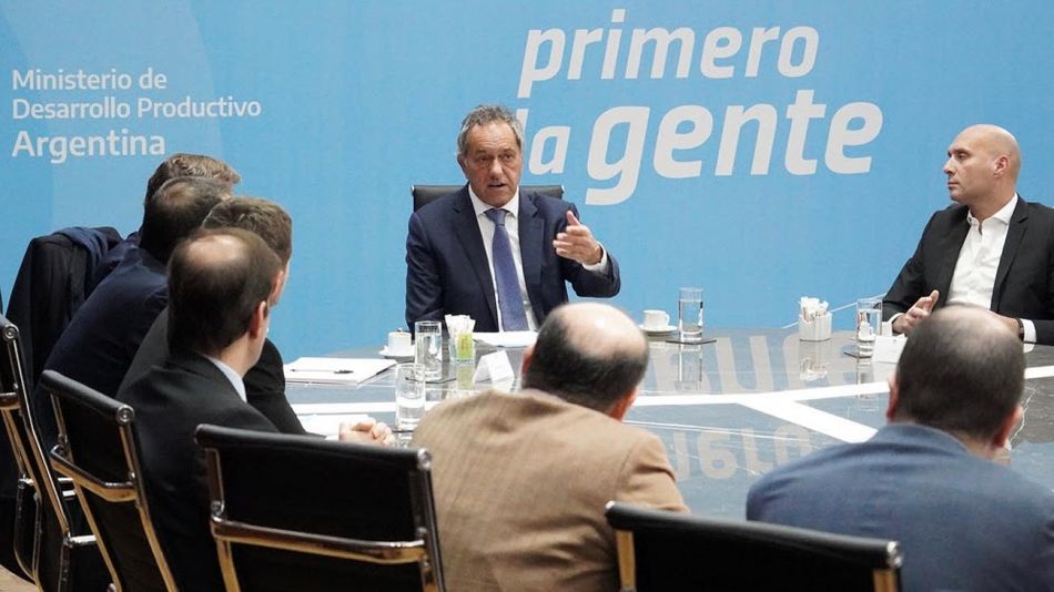 Scioli se reunió con supermercadistas para garantizar abastecimiento y estabilidad de precios