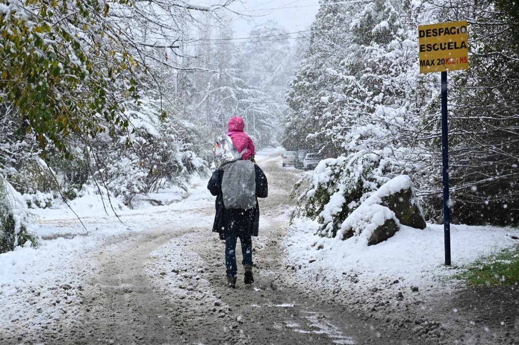 Educación en Chubut: Ante la situación meteorológica que azota la zona, mañana no habrá actividades en los establecimientos de la Región I y III