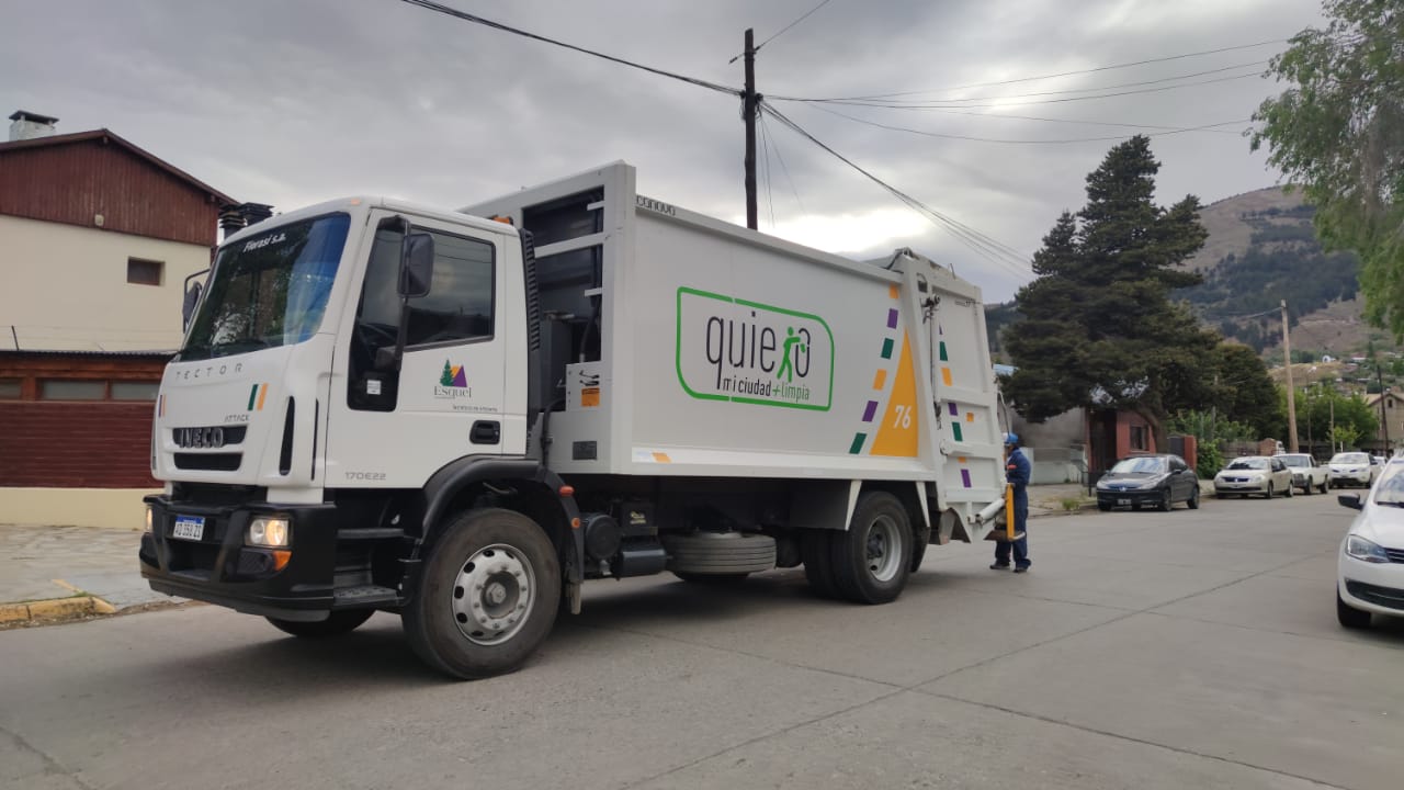 Tras el temporal de nieve, Esquel reanudó el sistema de recolección de residuos, aunque en forma diferenciada