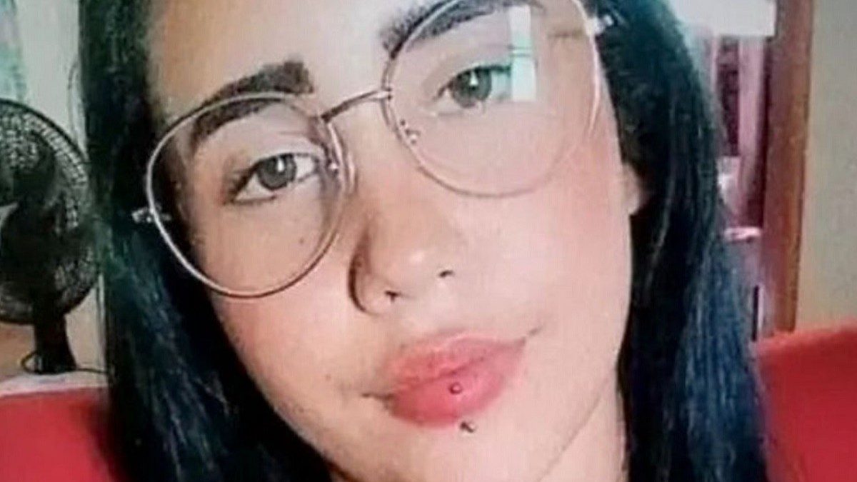Se puso un piercing en el labio y murió por una infección