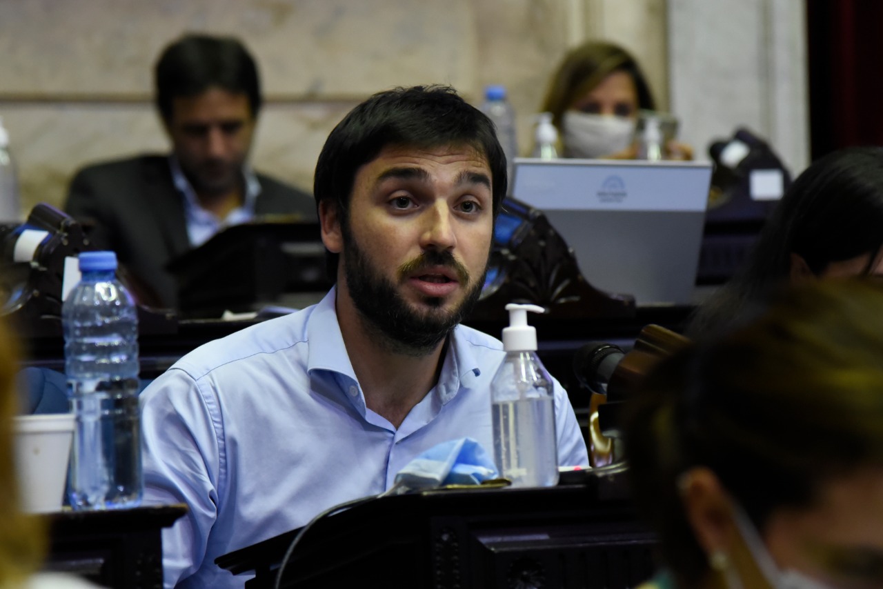 Torres pidió a las Autoridades Nacionales que le den tratamiento de diálisis urgente al trelewense Ángel Fabián Fernández