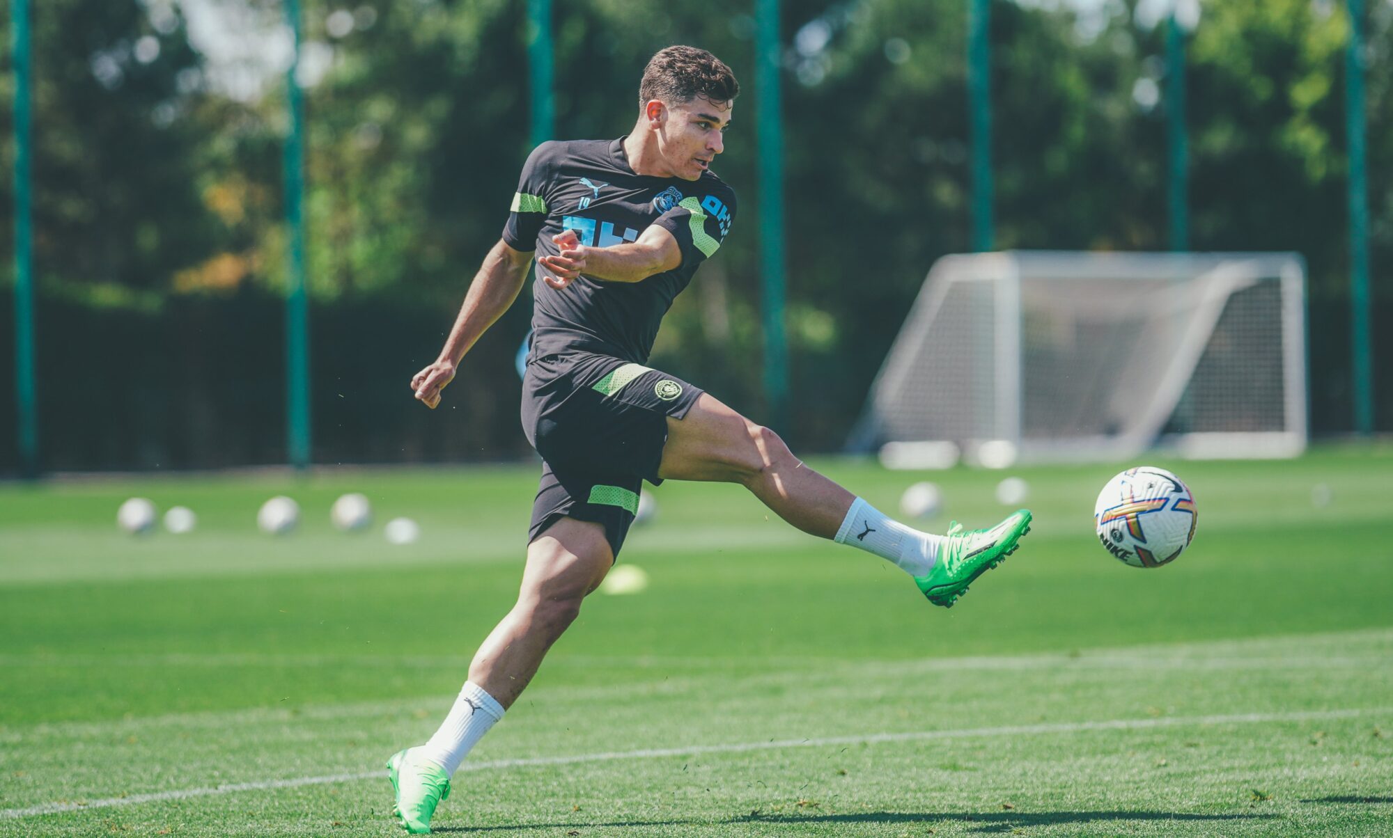Julián Álvarez realizó su primer entrenamiento con Manchester City