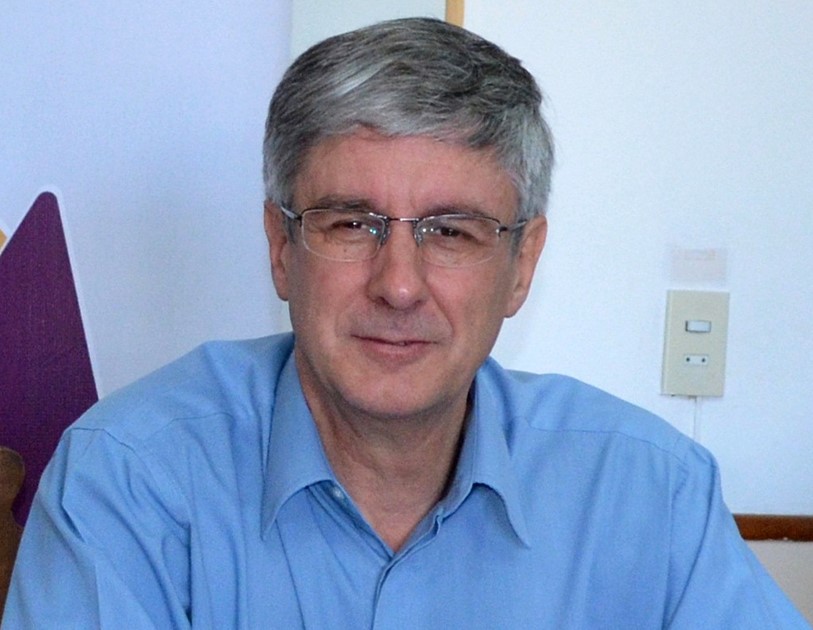 Ongarato denunció que tienen que utilizar vehículos municipales para llevar a chicos a las escuelas y al médico por incumplimiento de Provincia