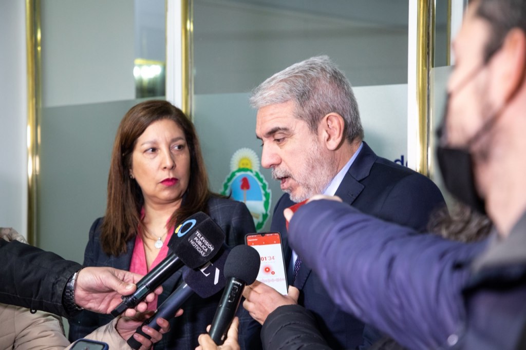 Aníbal Fernández le ofreció gendarmes a Río Negro para el conflicto mapuche pero sin “militarizar” la zona