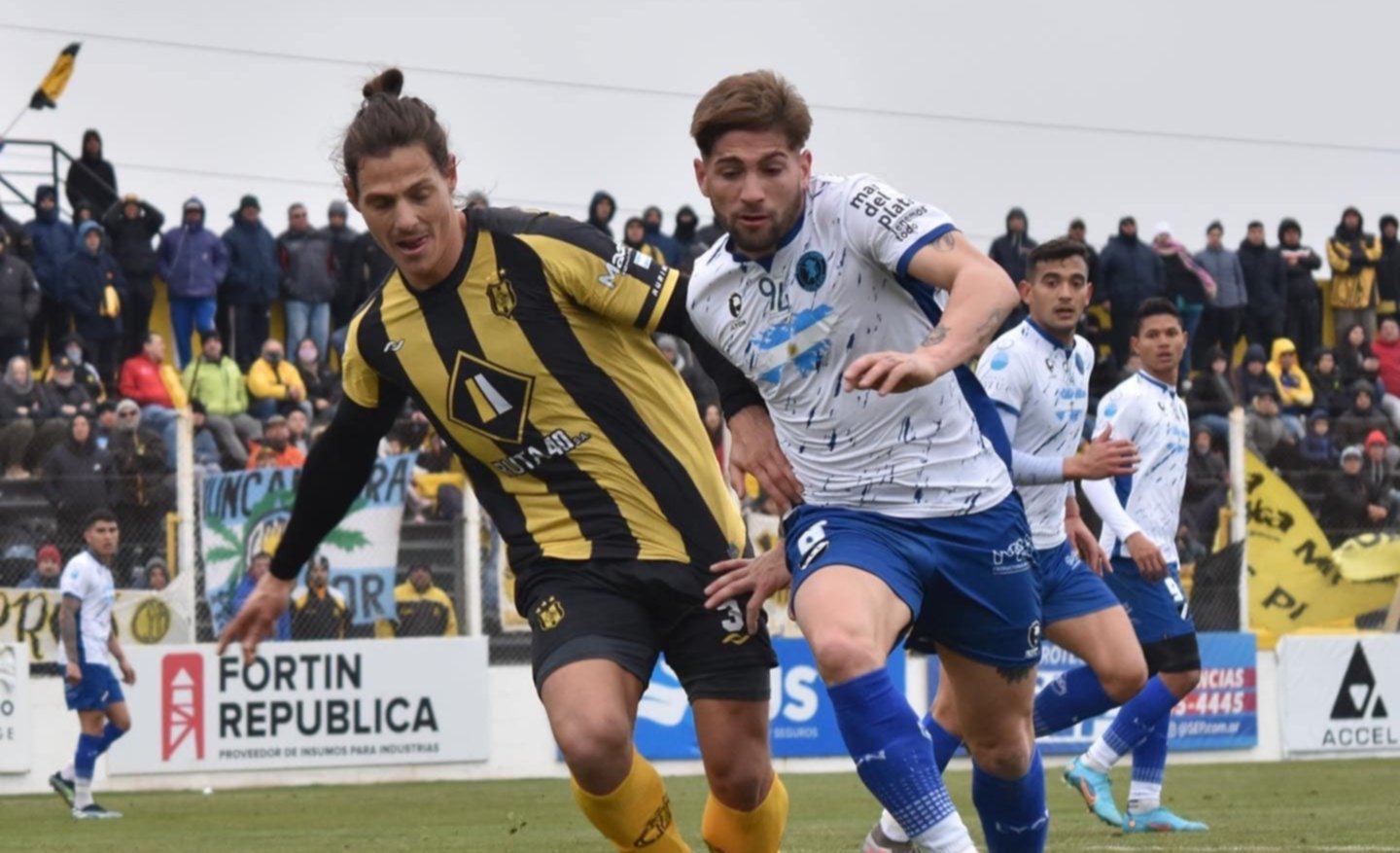 Deportivo Madryn no lo pudo cerrar y Alvarado se lo empató sobre el final