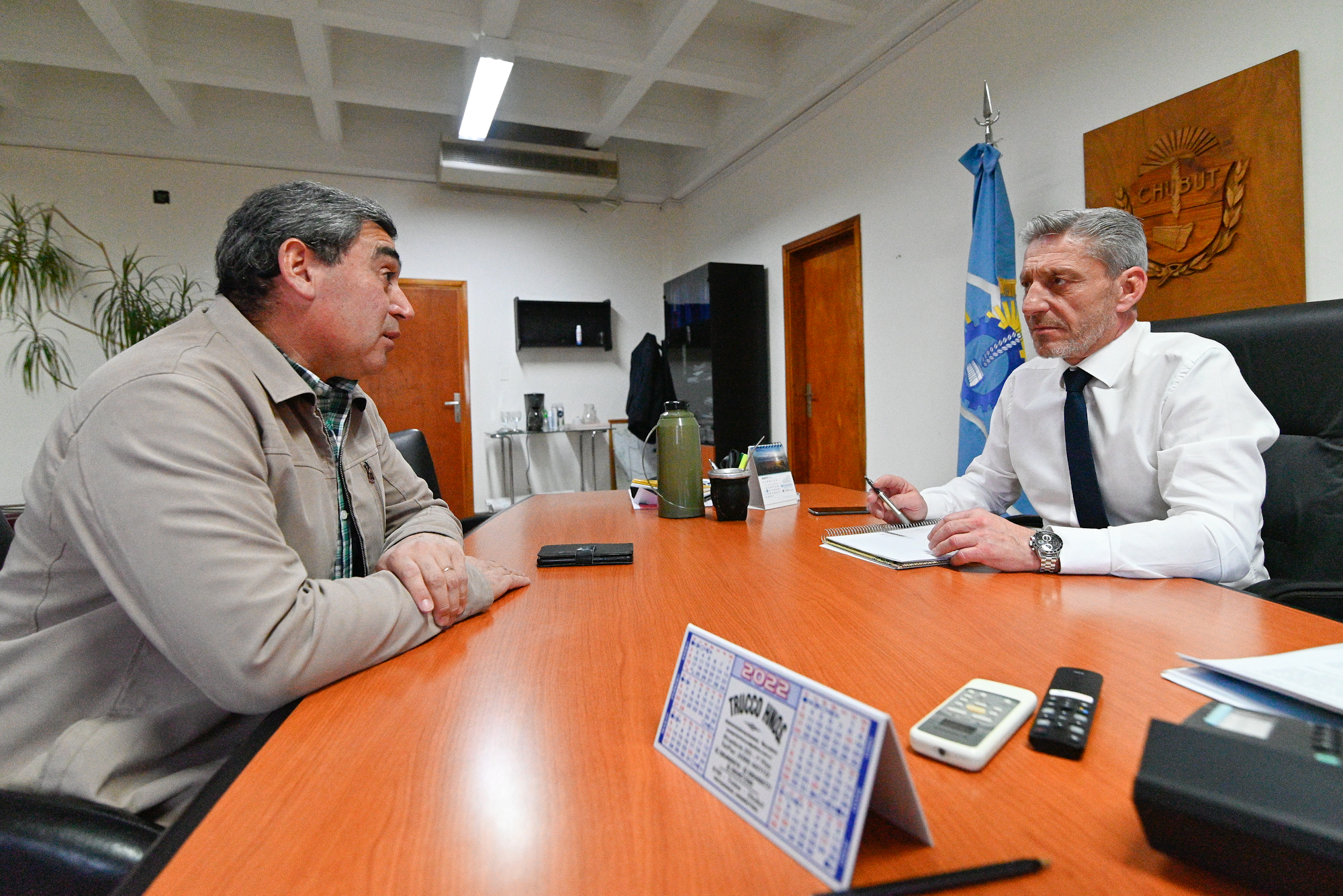 Arcioni evaluó junto al jefe comunal de Paso del Sapo la situación tras el temporal