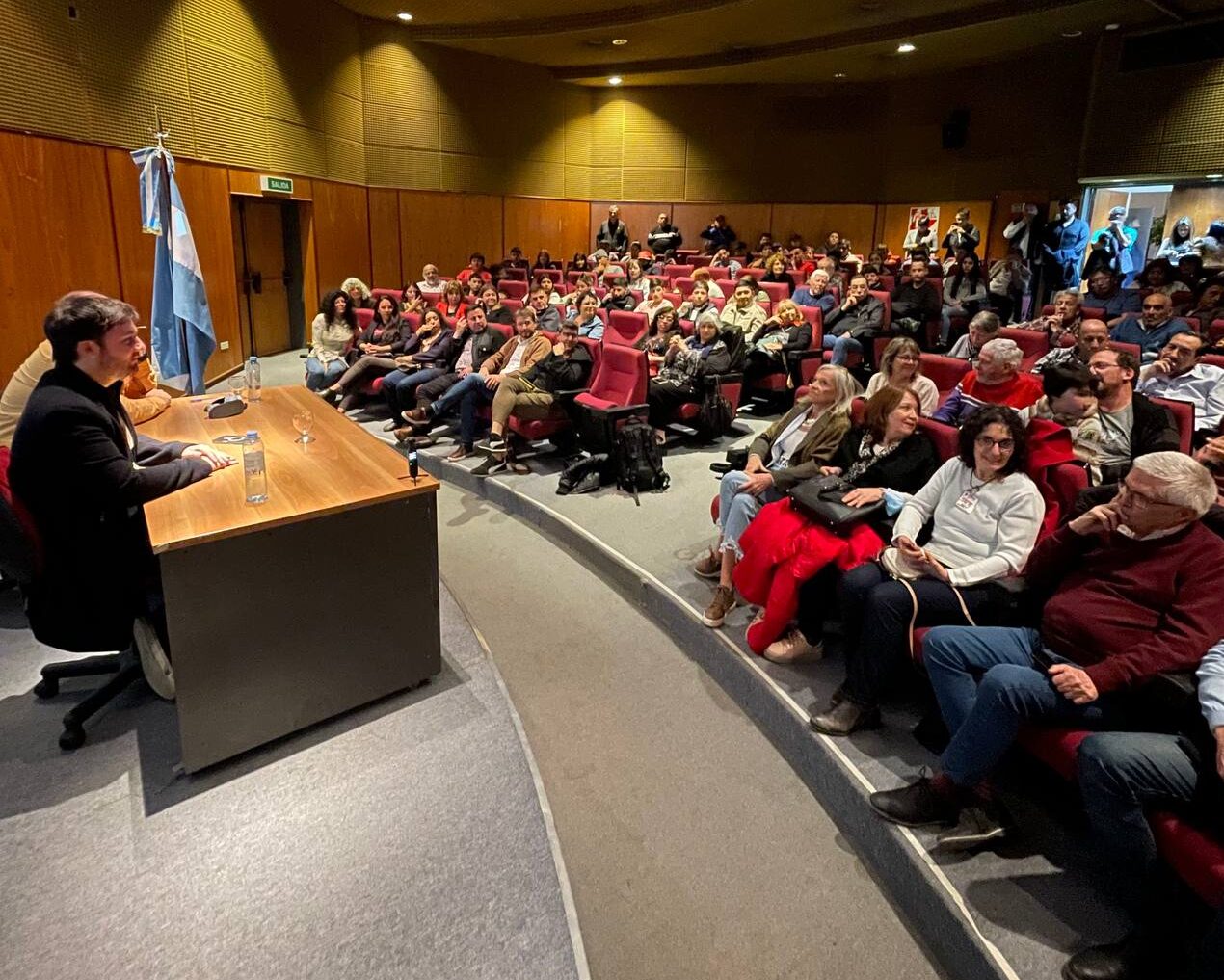 Torres participó de la charla “Diagnóstico y desafíos futuros en la conectividad y digitalización en Chubut”