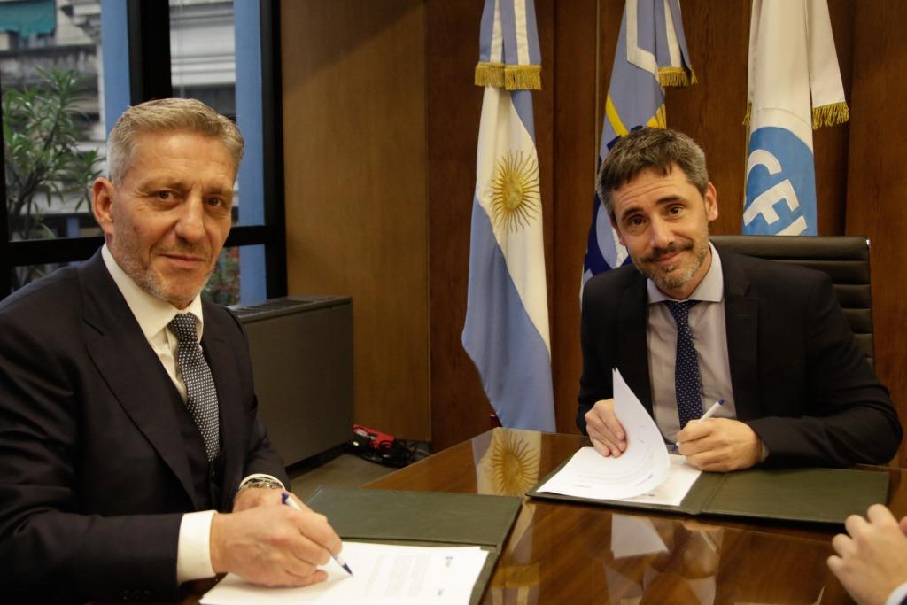Arcioni firmó con el Consejo Federal de Inversiones un convenio por $ 150 millones