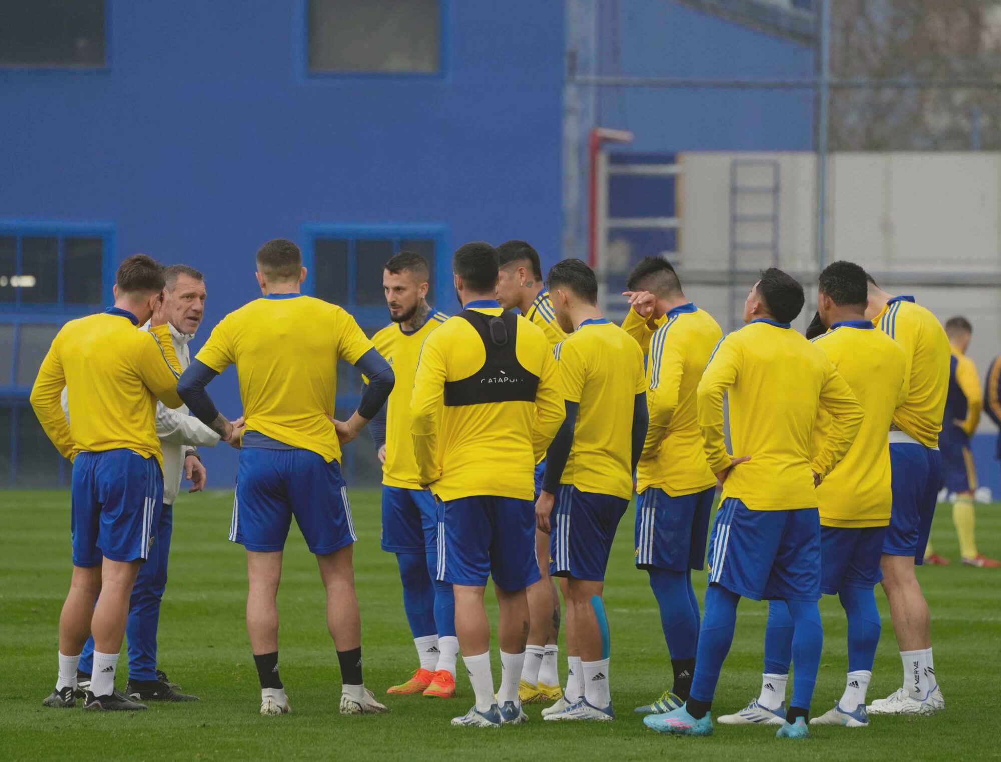 Boca irá con varios cambios para visitar a Colón el próximo domingo