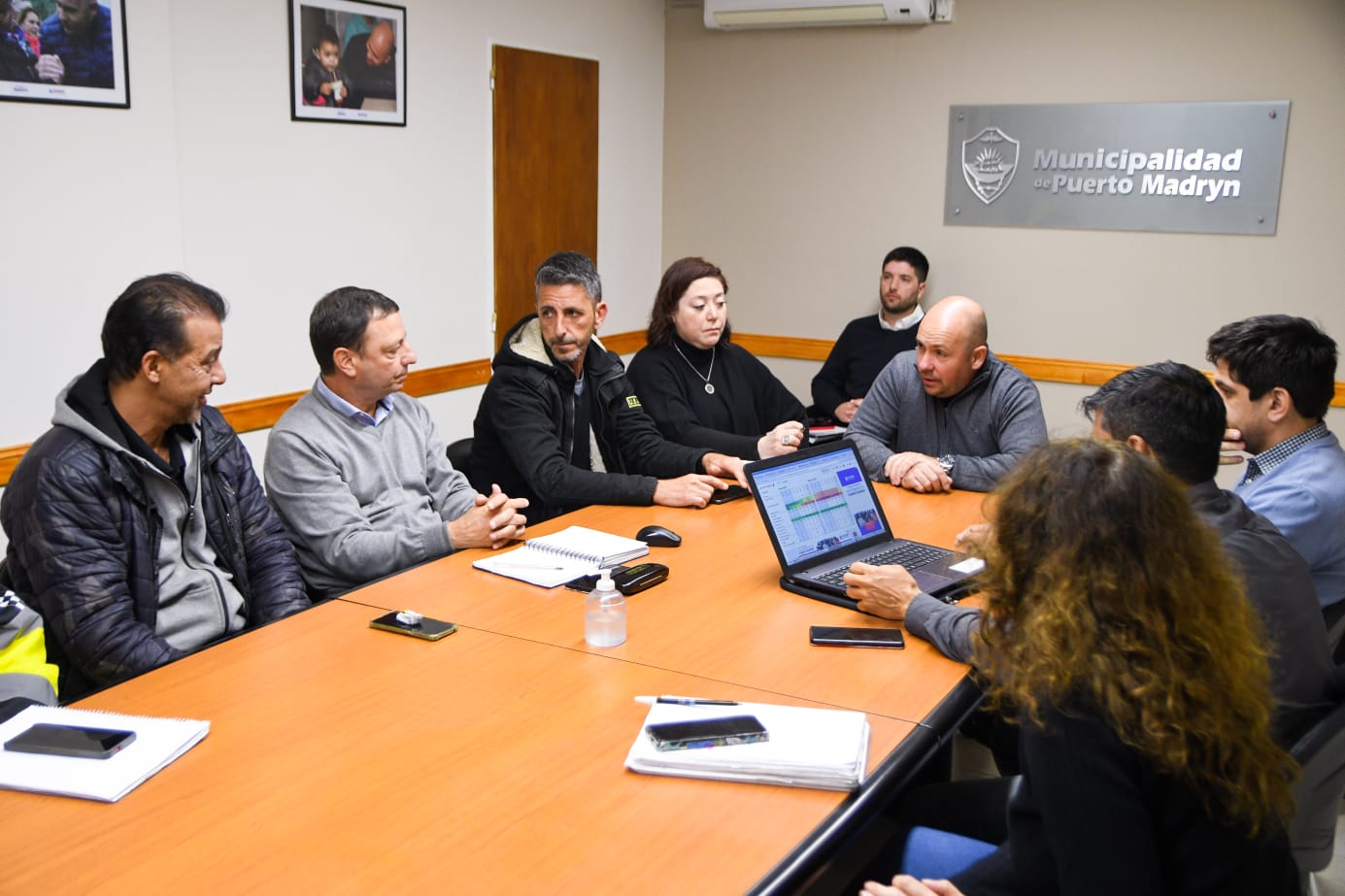 Madryn: Ante la continuidad de precipitaciones y fuertes vientos, se evaluaron las tareas preventivas y se diagramaron las acciones a seguir