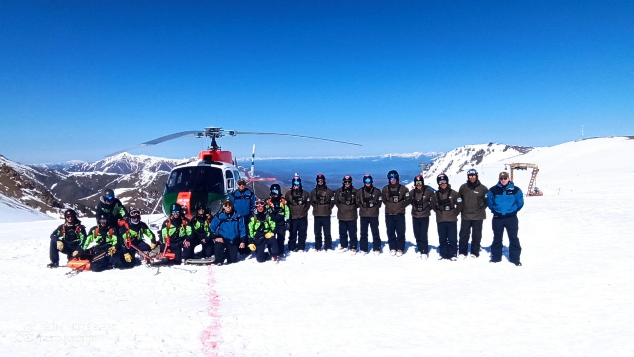 La Hoya: Se realizó un simulacro de evacuaciones en helicóptero ante eventuales accidentes de gravedad en el centro de esquí