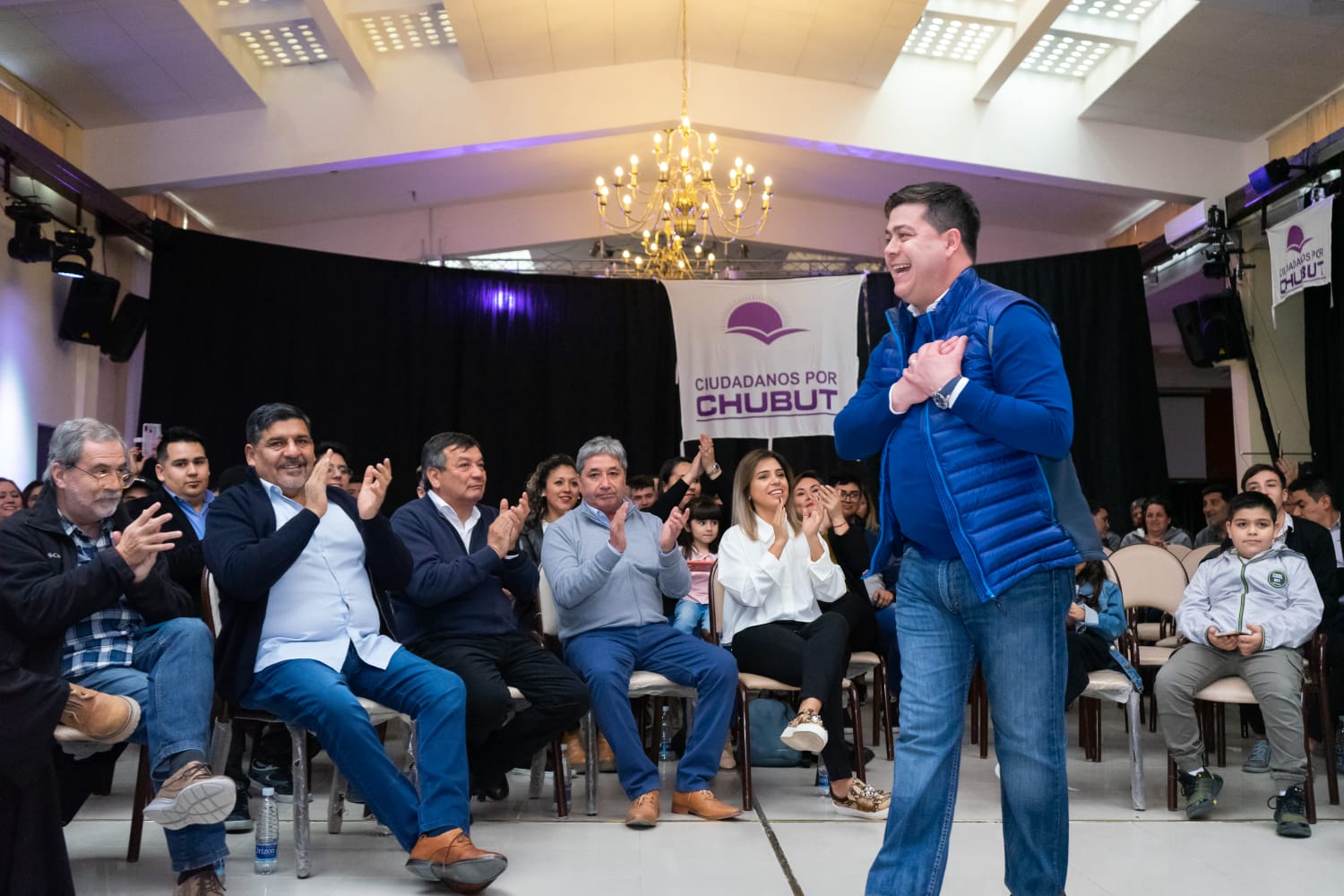 Treffinger reconoció que se metió en la política “porque sus hijos se querían ir del país” y avisó que Chubut “tiene todo, pero la Provincia está quebrada y en terapia intensiva”