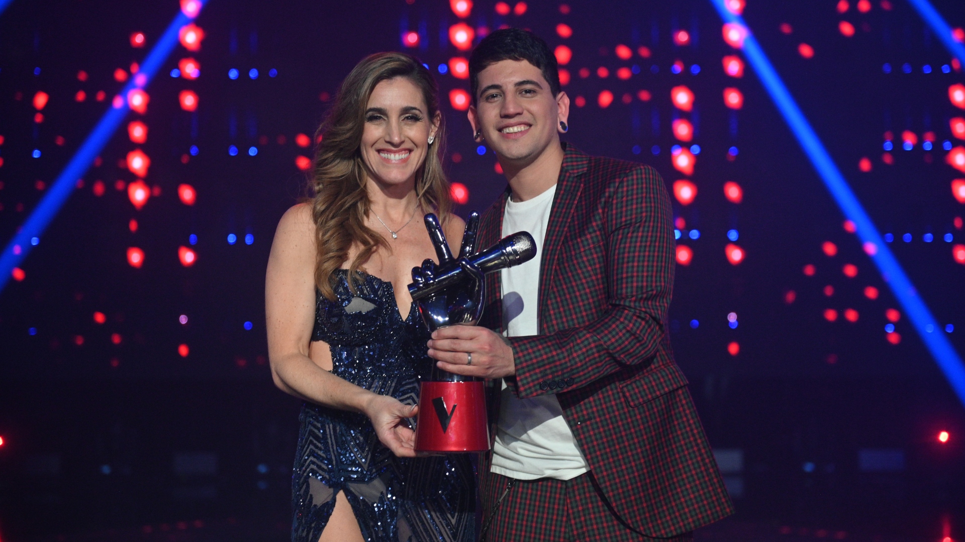 Por haber ganado La Voz Argentina, Yhosva Montoya deberá permanecer en Buenos Aires y reprogramará su show en Rawson