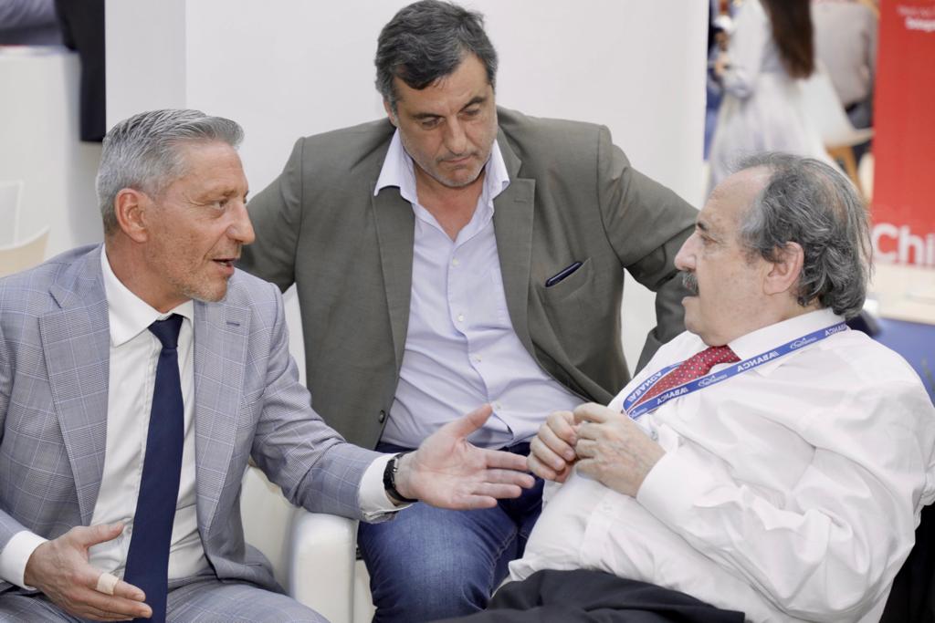 Arcioni en Vigo: Se reunió con Ricardo Alfonsín y evaluaron la situación de la industria pesquera y el potencial del sector a nivel nacional y provincial