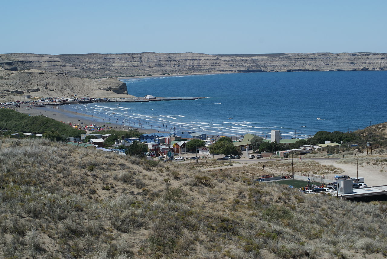 Provincia se anticipan al fin de semana largo para que en Puerto Pirámides no escasee el agua