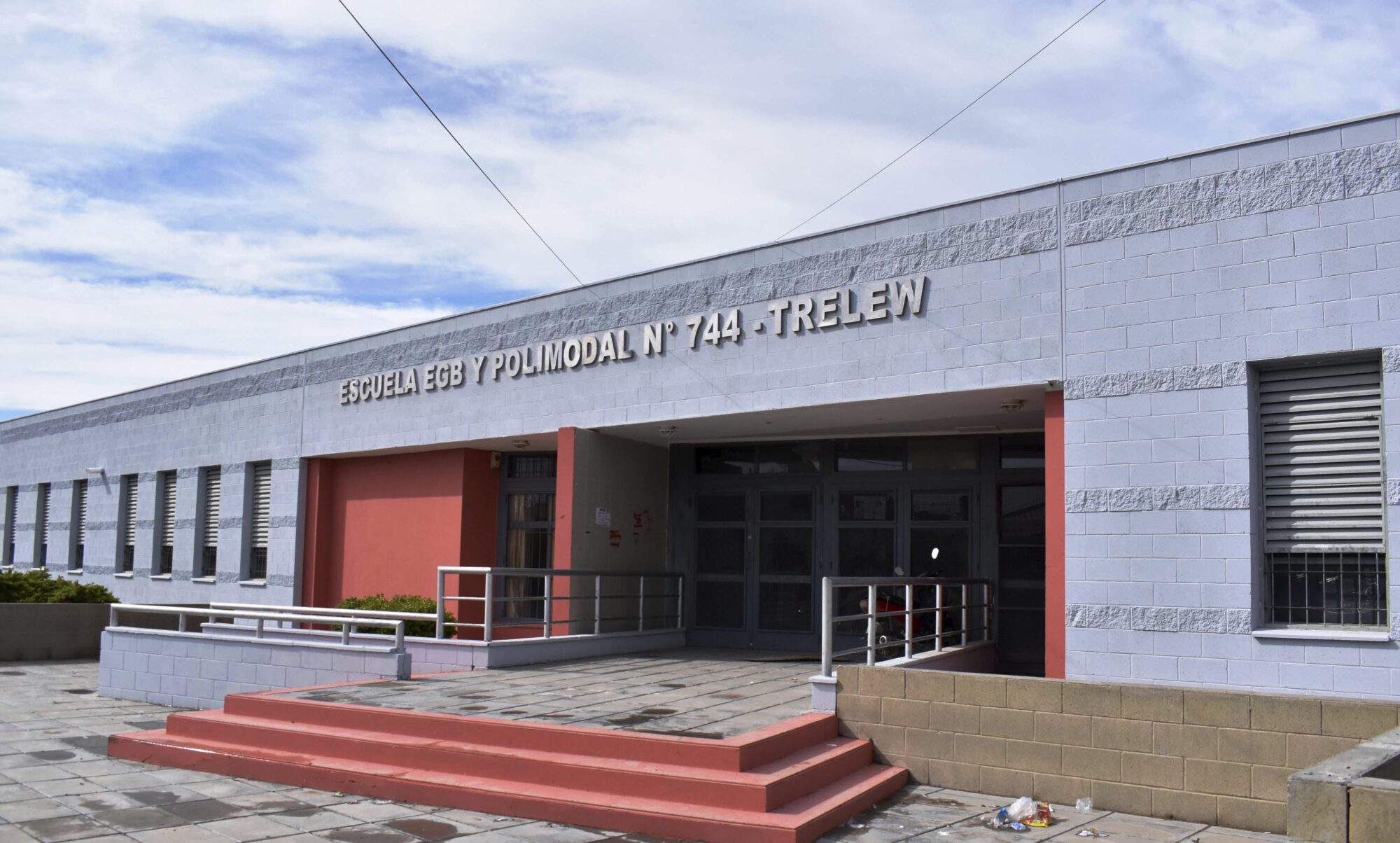 El Gobierno provincial realizó refacciones en la Escuela N° 744 de Trelew