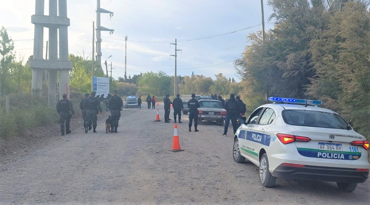 La Policía del Chubut detuvo a 14 personas durante este fin de semana en la zona del Valle y hubo un operativo se seguridad en las canchas de “Marquitos”