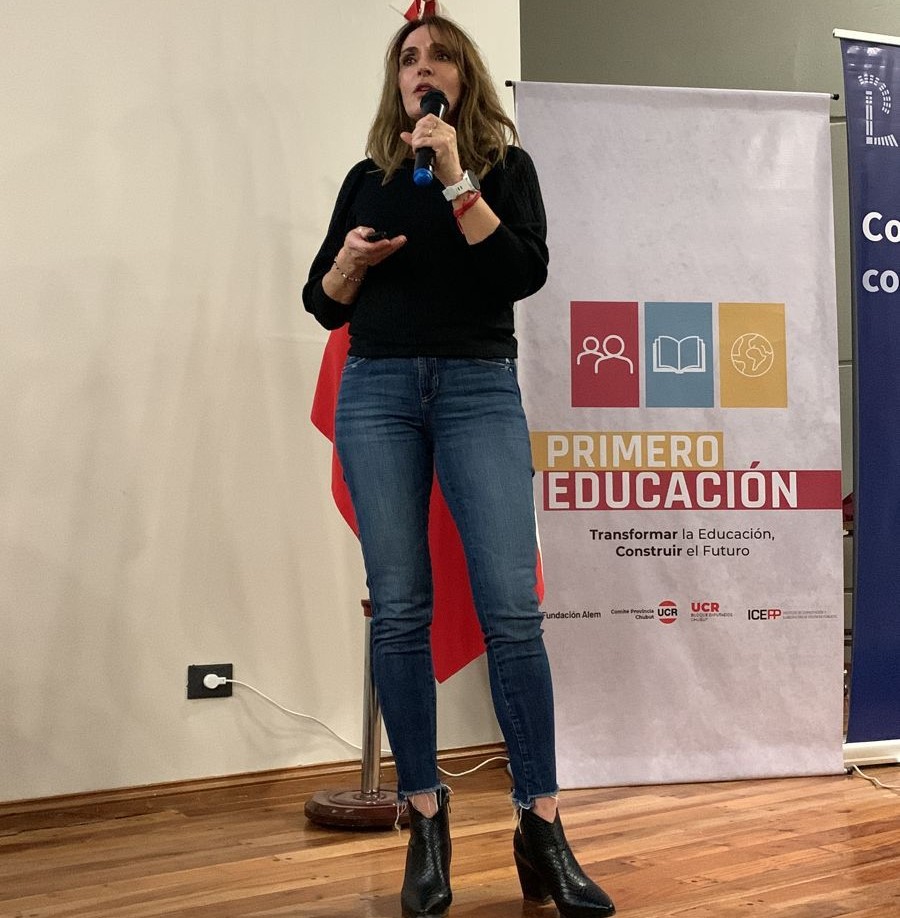 La diputada Ricci cuestionó el “recorte” en el presupuesto nacional para Educación y dijo que “Alberto, Cristina y Massa copian el modelo de Santa Cruz”