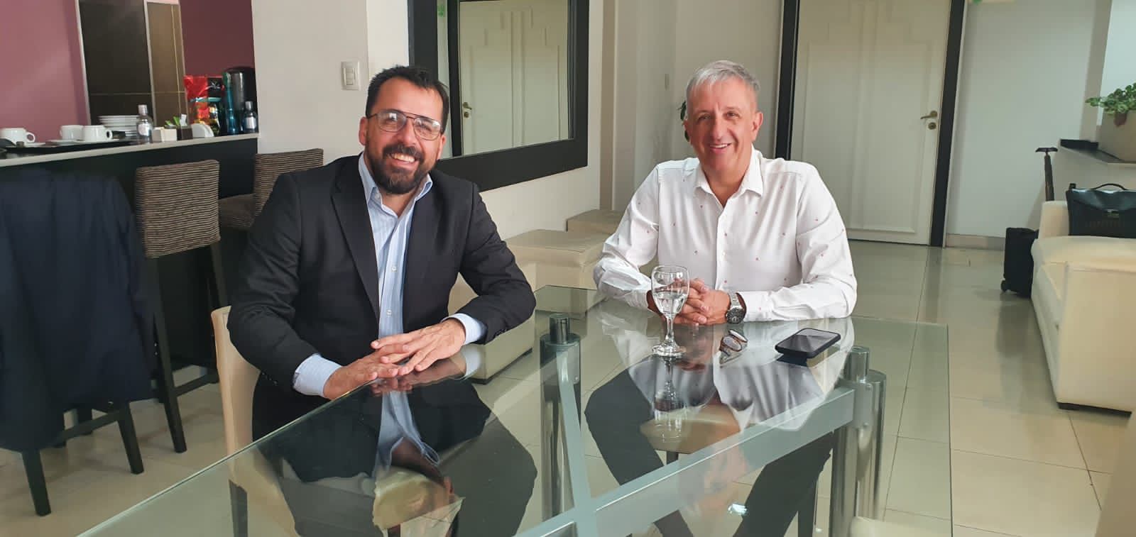 Taccetta se reunió con Antonena en Buenos Aires con la mira puesta en el dólar petróleo para Chubut