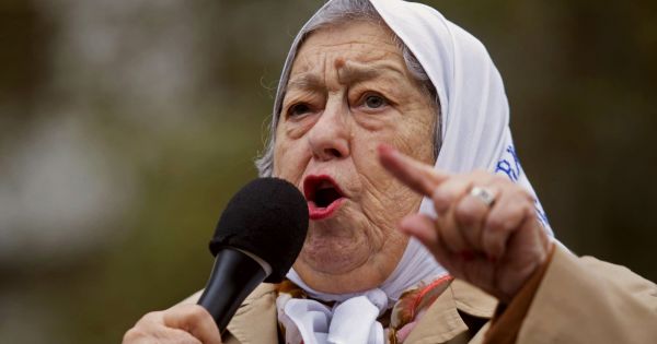 La ronda de los jueves: Las Madres de Plaza de Mayo despedirán hoy a Hebe de Bonafini