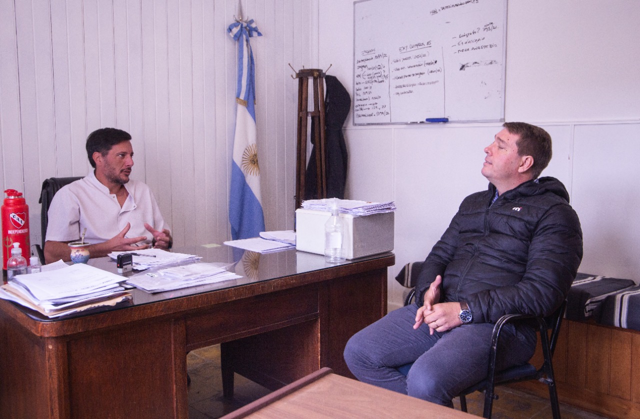 Biss visitó el Hospital “Santa Teresita” de Rawson para dialogar con su nuevo director