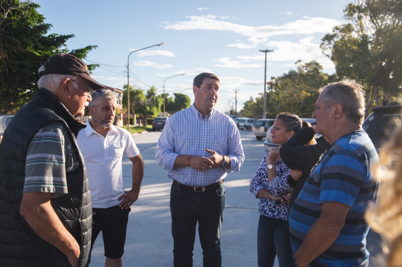 Biss inauguró una nueva obra de pavimento en Playa Unión