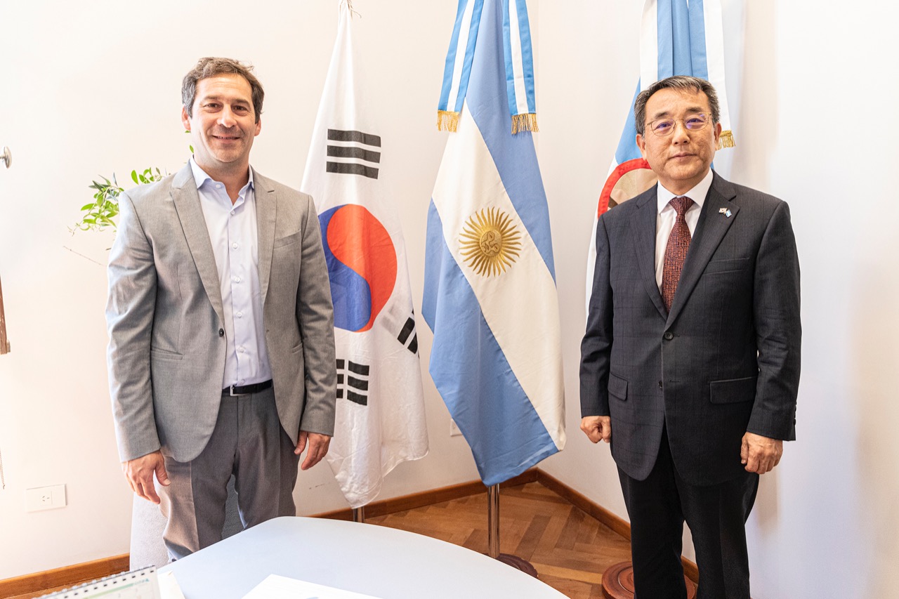 Luque mantendrá una intensa agenda de trabajo con el embajador de Corea del Sur