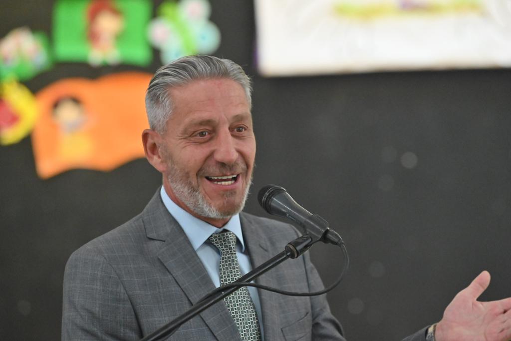 Arcioni: “Seguimos apostando a la educación y en materia salarial vamos mejorando a medida que podemos”