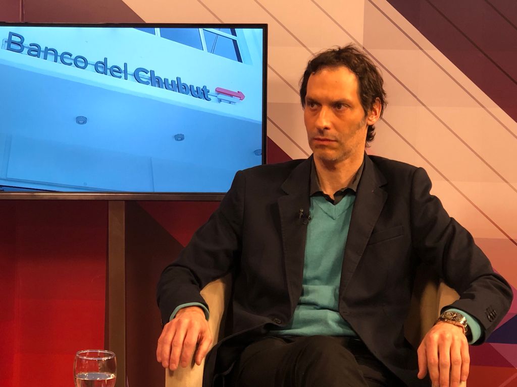 Banco del Chubut cumplió 63 años y Arnaudo destacó el rol social y la presencia de 143 cajeros a lo largo y ancho de la Provincia