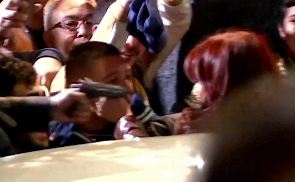 Un conocido de Sabag Montiel abonó la teoría del ataque “por plata”