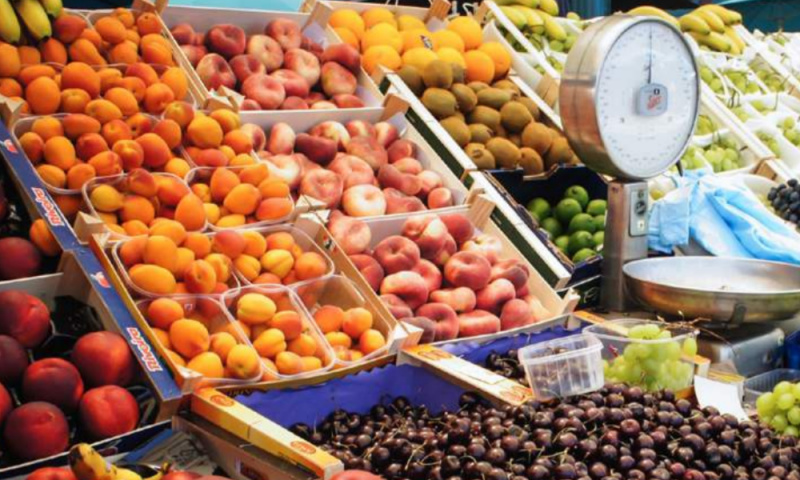 Distorsión entre el campo y la góndola: En octubre los consumidores pagaron cuatro veces más de lo que cobraron los productores