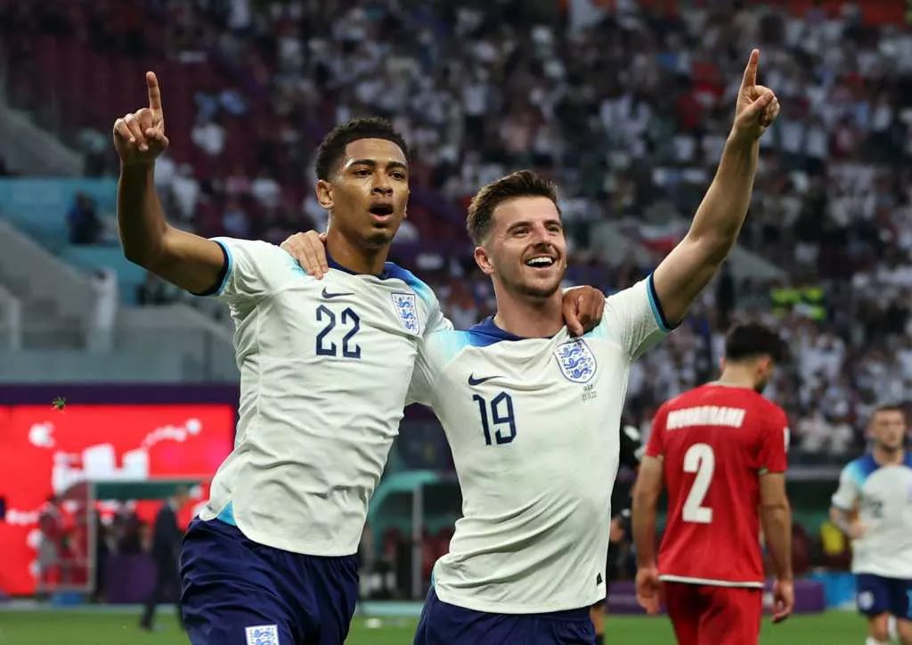 Inglaterra goleó a Irán 6-2 en la apertura del Grupo B y comienza a mostrar la chapa de candidato