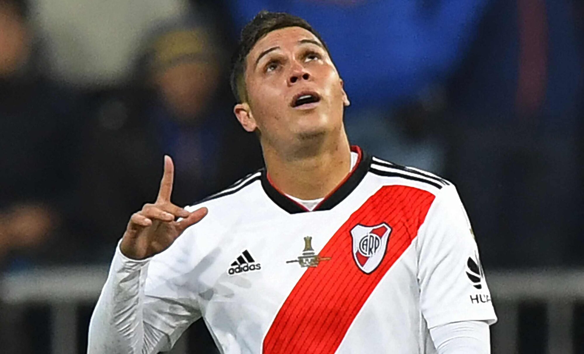 En River iniciaron las conversaciones para renovarle a “Juanfer” Quintero