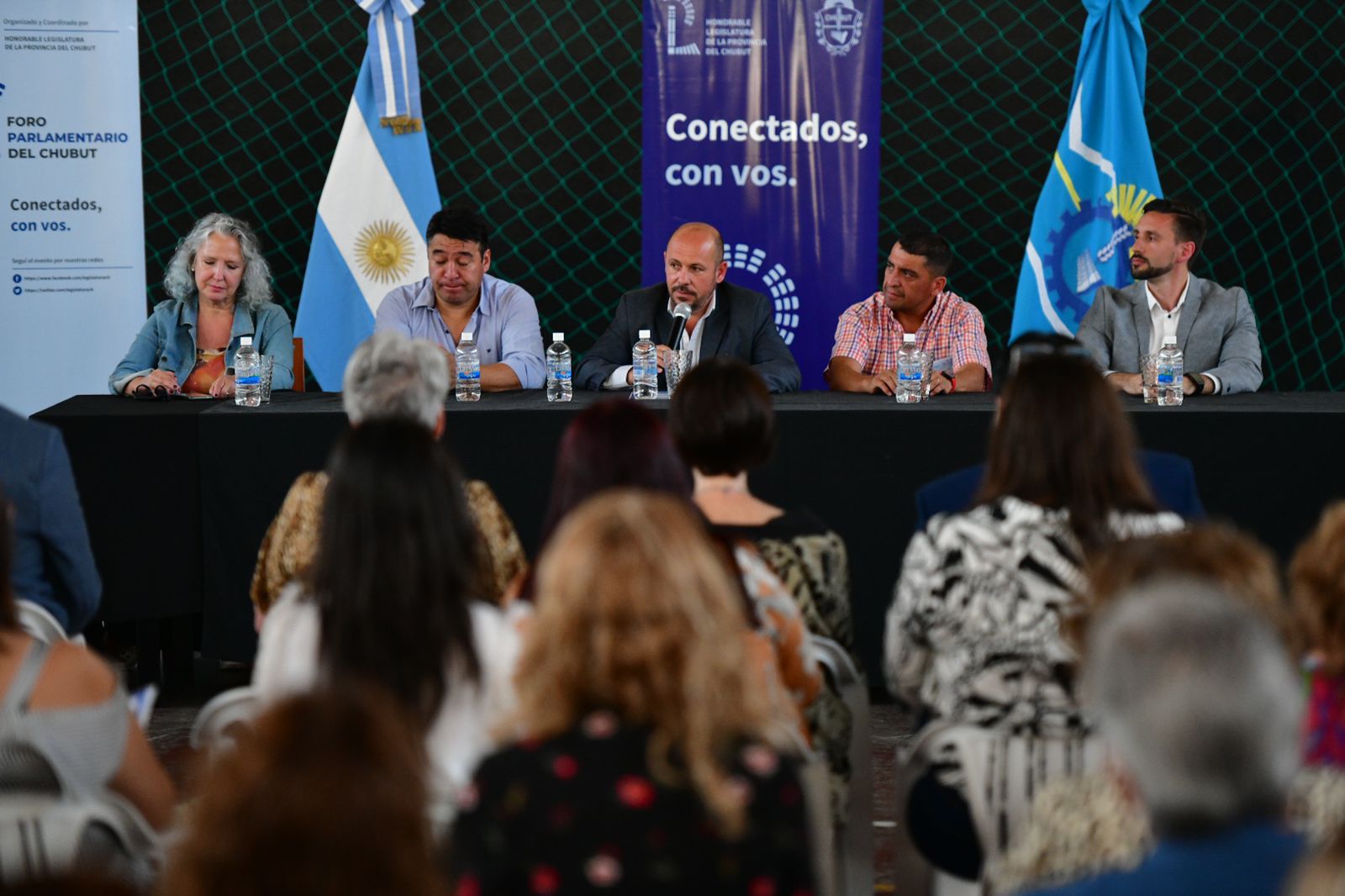 Sastre encabezó el Foro Parlamentario en Paso de Indios