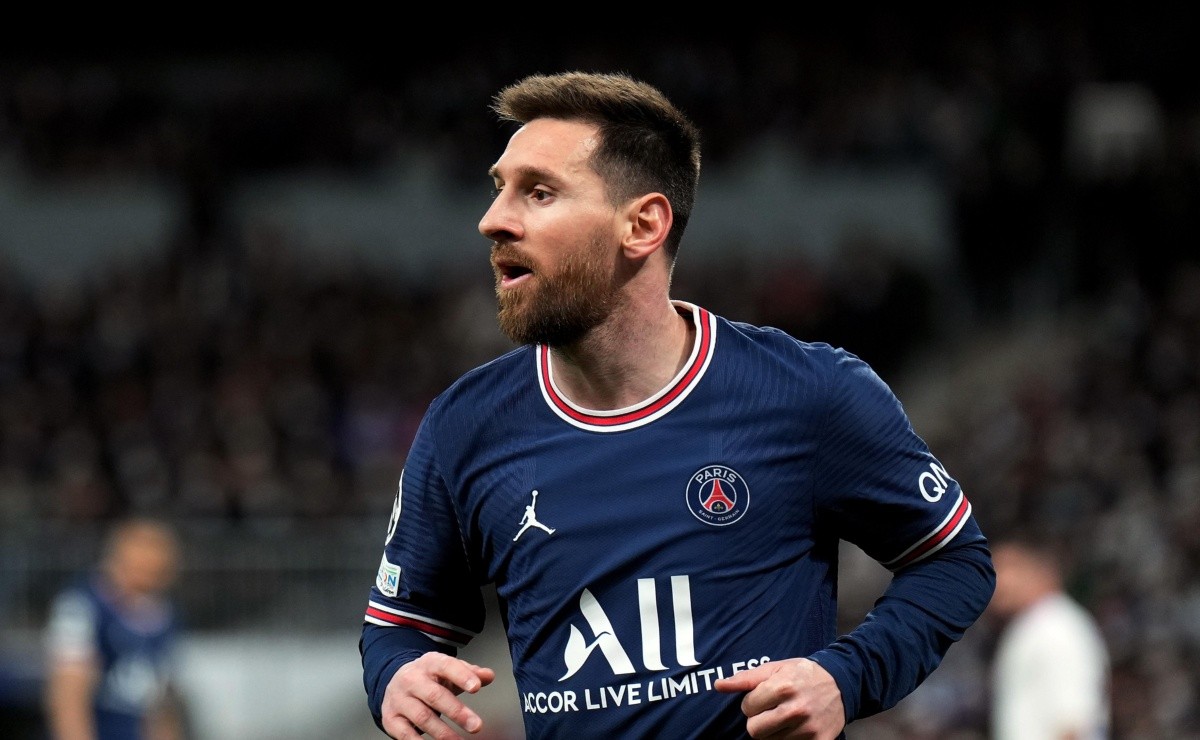 Messi extendería un año más su contrato con el PSG