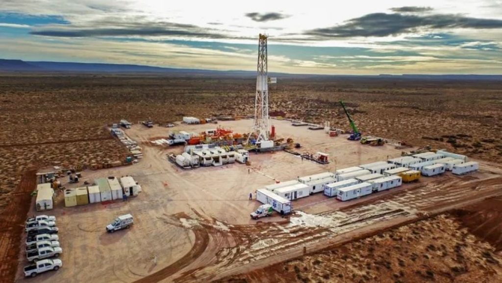 La producción de petróleo en Neuquén se encamina a alcanzar un récord por Vaca Muerta