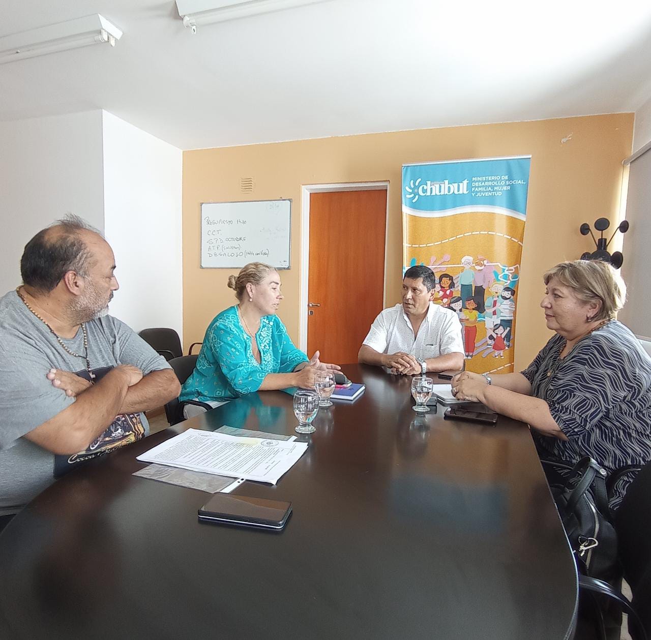 Provincia acordó con la gestión de Biss solventar gastos de conexión de gas domiciliaria para familias de bajos recursos