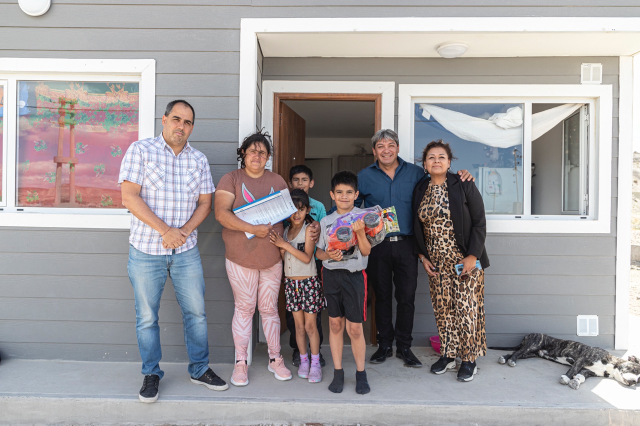 Comodoro: El Municipio comenzó el 2023 entregando viviendas sociales