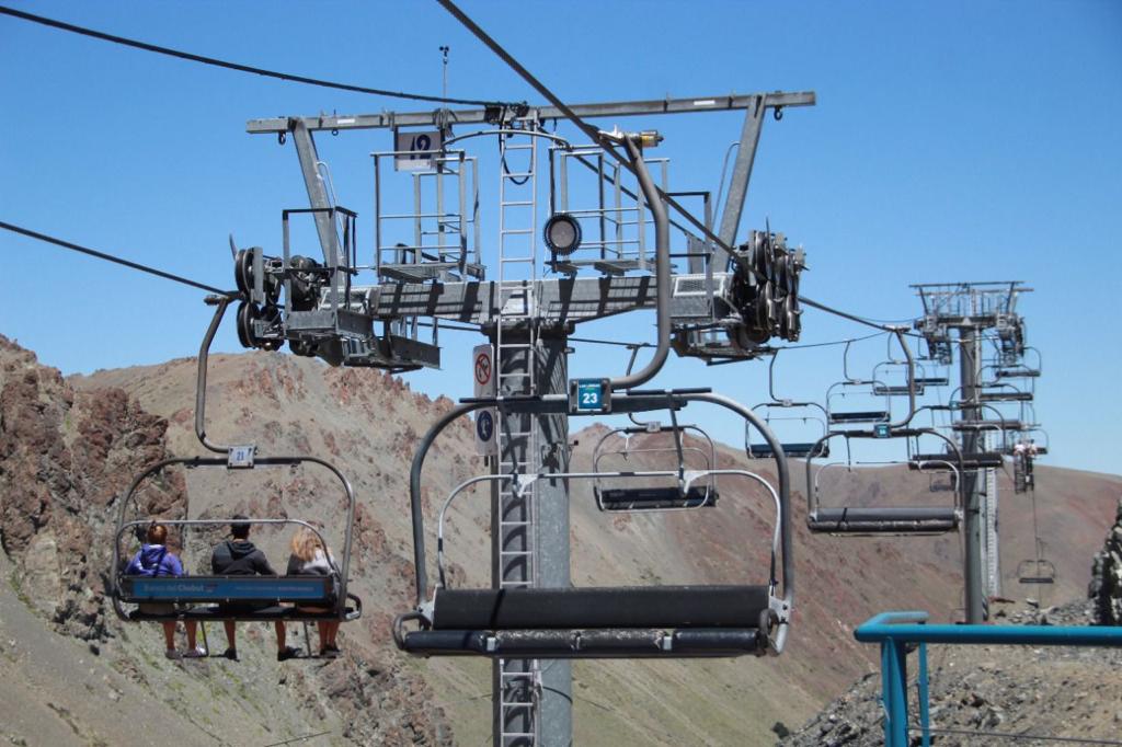 La Hoya en modo verano: ascensos y gastronomía en la montaña