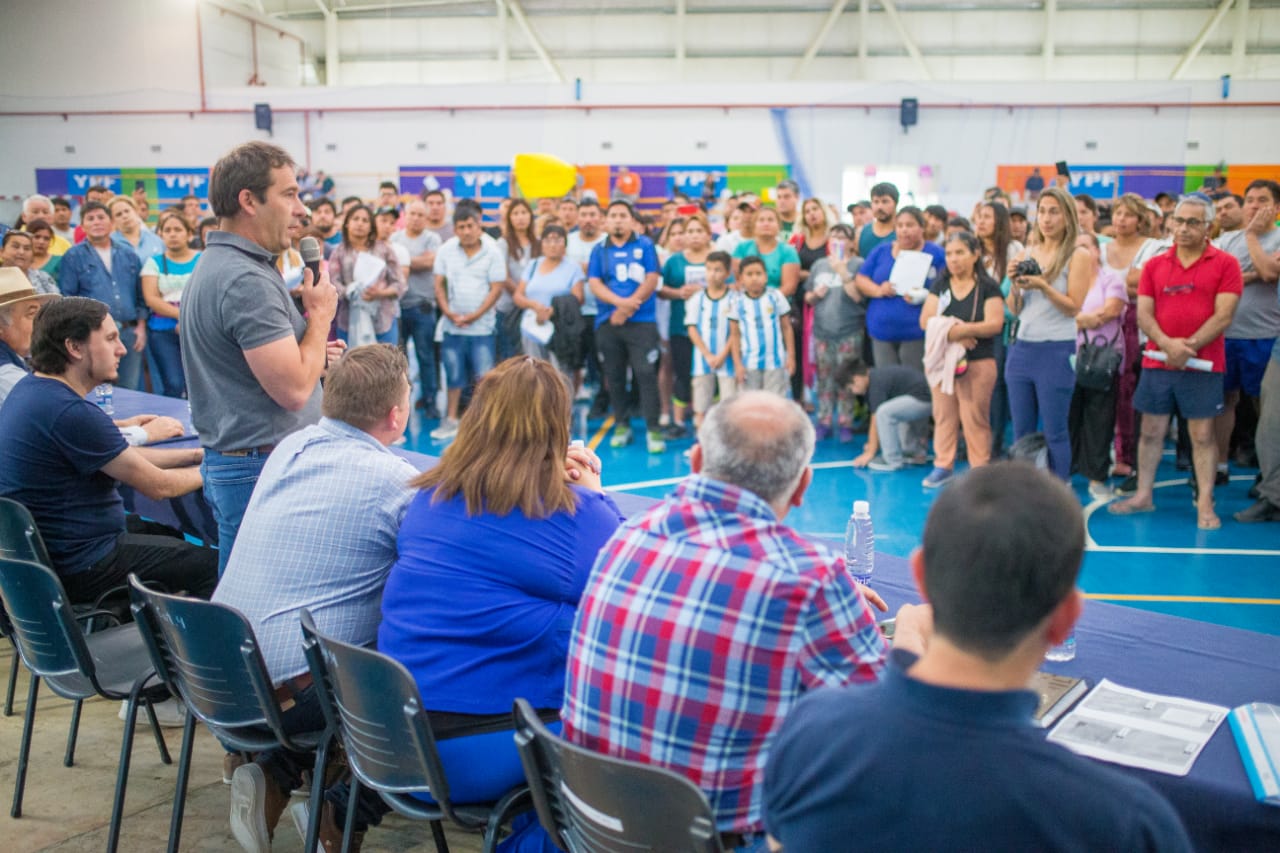 Con fondos nacionales, el Municipio regularizará los servicios básicos a más de 800 familias en Comodoro
