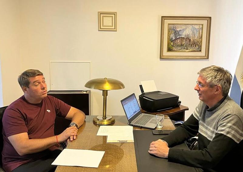 Biss se reunió con Ongarato: Coincidieron en fortalecer la UCR y el intendente de Rawson dijo que “ve con buenos ojos” que se presente a la reelección” en Esquel