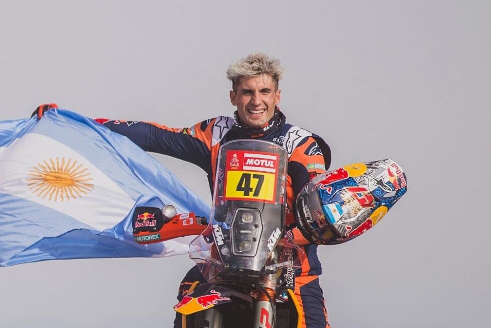 “La victoria de la Selección Argentina en Qatar me motivó”, aseguró Benavides tras ganar el Rally Dakar