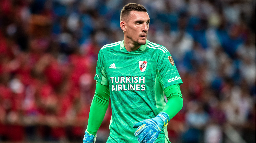 “Ojalá Otamendi venga en junio”, deseó Armani sobre la posible llegada a River