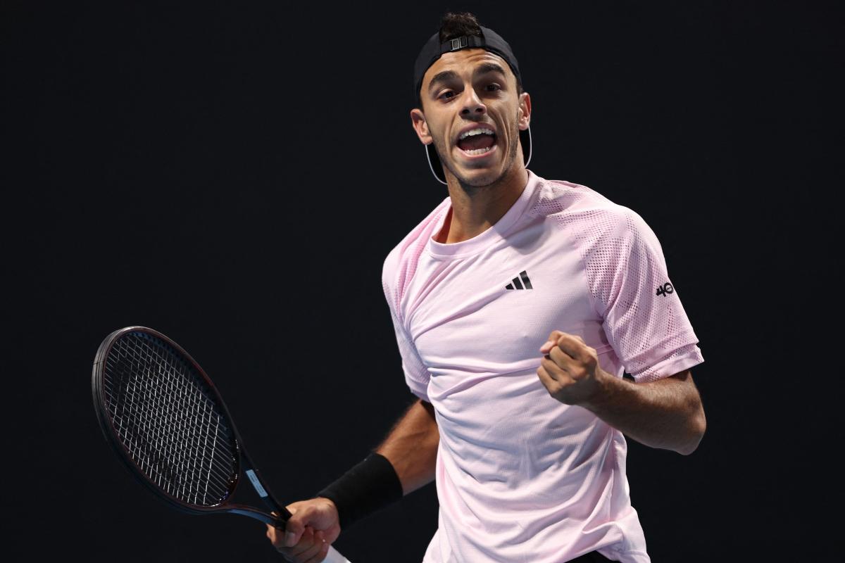 Cerúndolo venció a Moutet y se metió en la tercera ronda del Australian Open