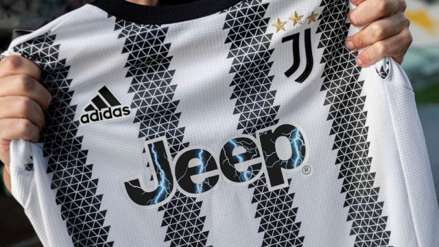 Juventus fue sancionado por la Federación Italiana con quita de 15 puntos por adulterar balances