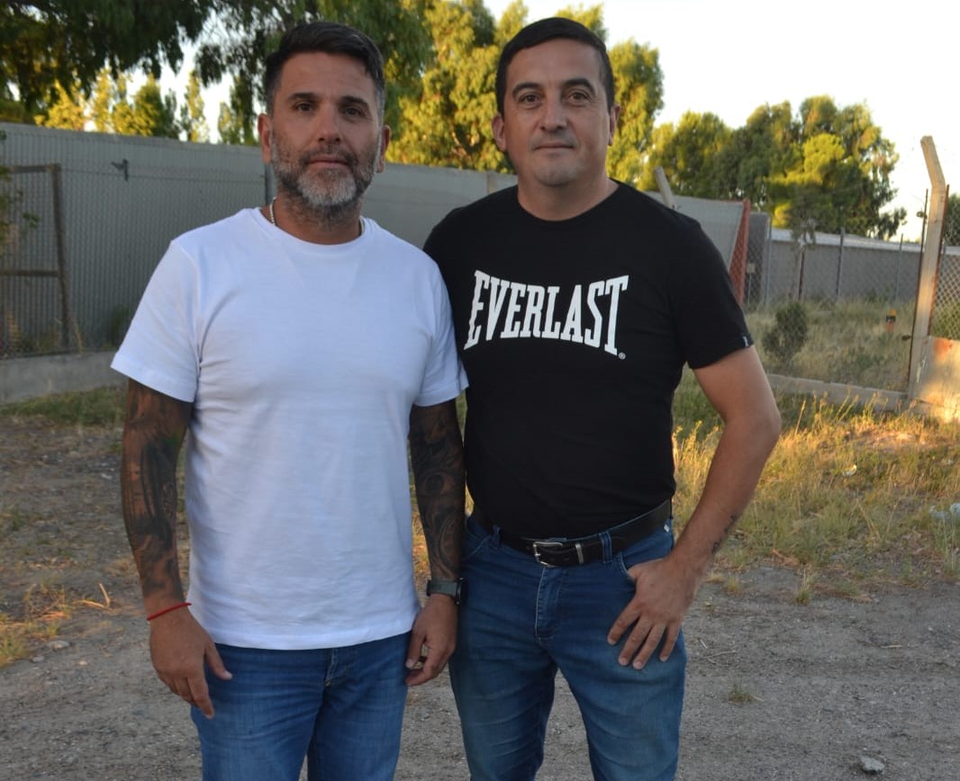 Inseguridad en Trelew: Un comisario retirado que trabaja con Mamet dijo que “la solución no pasa por armarse, porque puede llevar a una tragedia mayor”