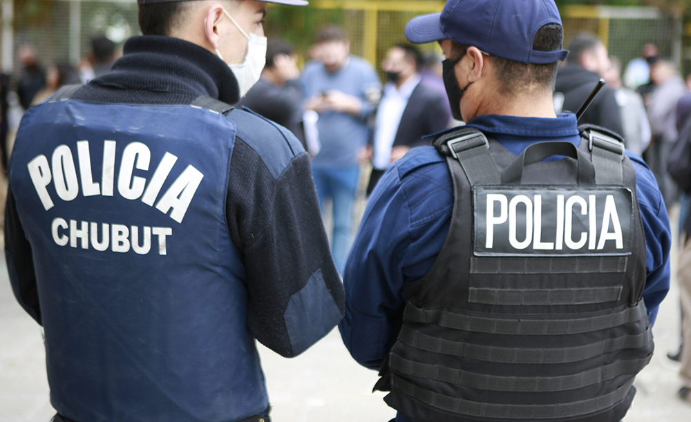 Puerto Madryn: Buscan a un hombre que desapareció y que previamente dejó una lista con los nombres de los vecinos que lo habían amenazado